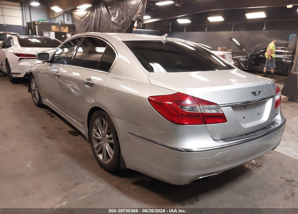 2013 HYUNDAI GENESIS 3.8 VIN: KMHGC4DD3DU238428