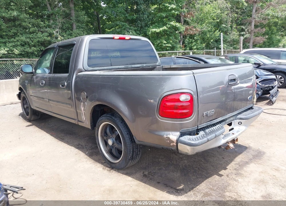 2003 FORD F-150 LARIAT/XLT VIN: 1FTRW07643KD85703