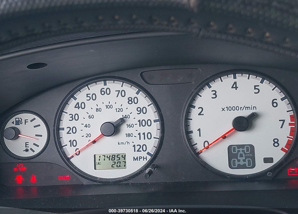 2002 NISSAN PATHFINDER LE/SE VIN: JN8DR09YX2W741518