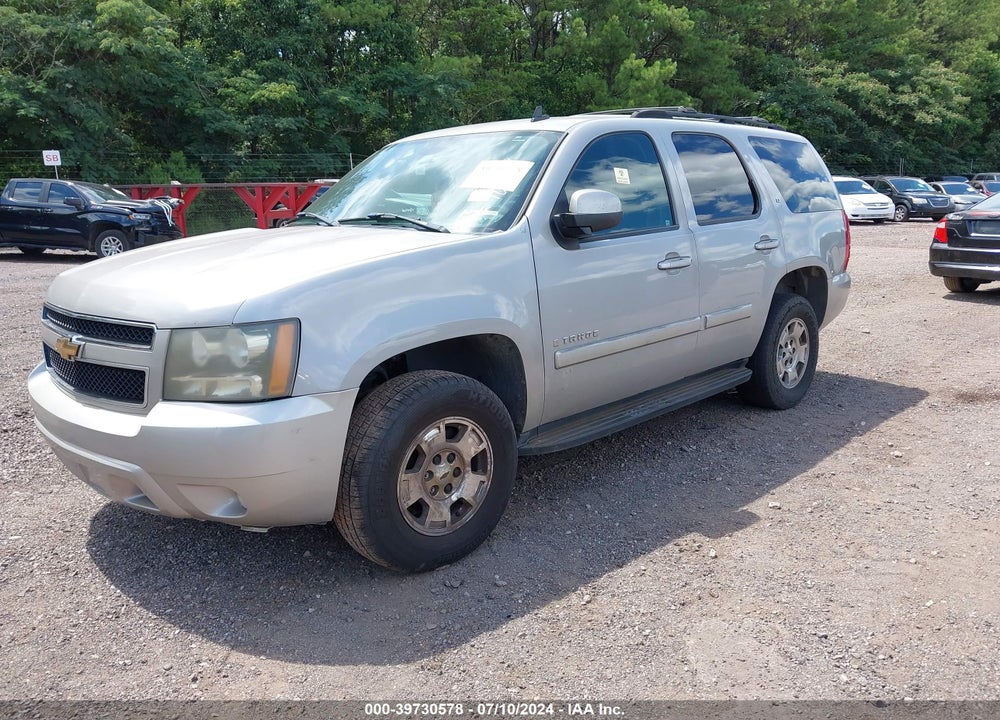 2007 CHEVROLET TAHOE LT VIN: 1GNFK13037J102426