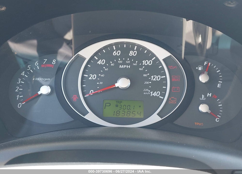 2008 HYUNDAI TUCSON VIN: KM8JM12B68U895930