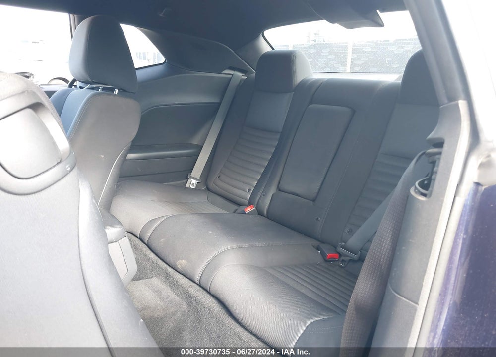 2013 DODGE CHALLENGER SXT VIN: 2C3CDYAG7DH674552