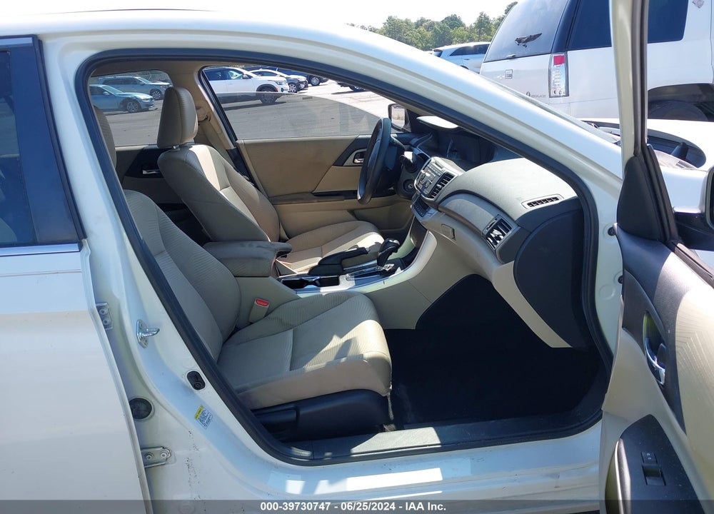 2015 HONDA ACCORD LX VIN: 1HGCR2F39FA137457