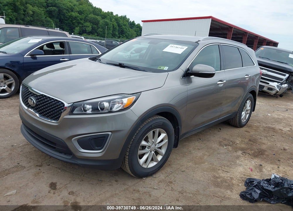 2016 KIA SORENTO 2.4L LX VIN: 5XYPG4A30GG015483