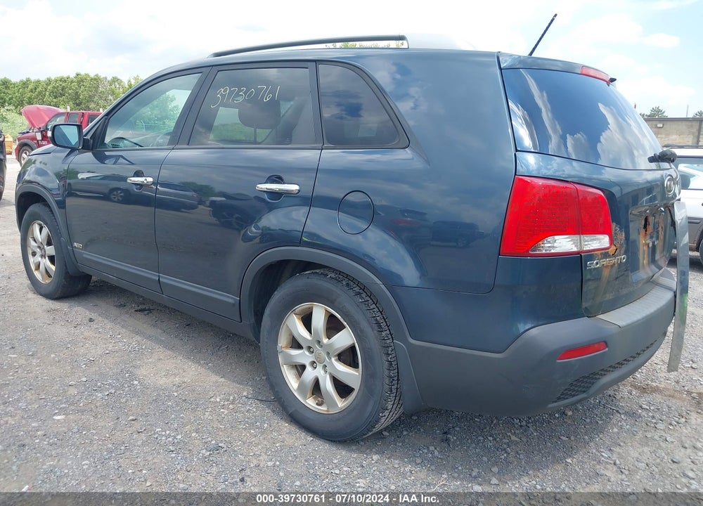 2012 KIA SORENTO LX V6 VIN: 5XYKTDA24CG217055