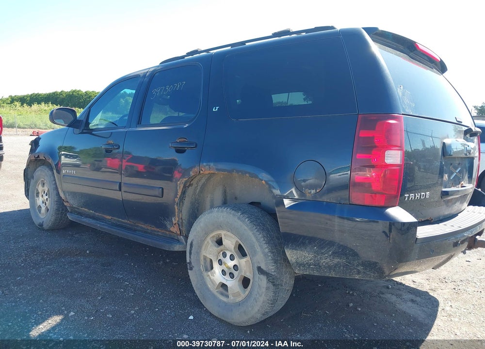 2007 CHEVROLET TAHOE LT VIN: 1GNFK13057J269290