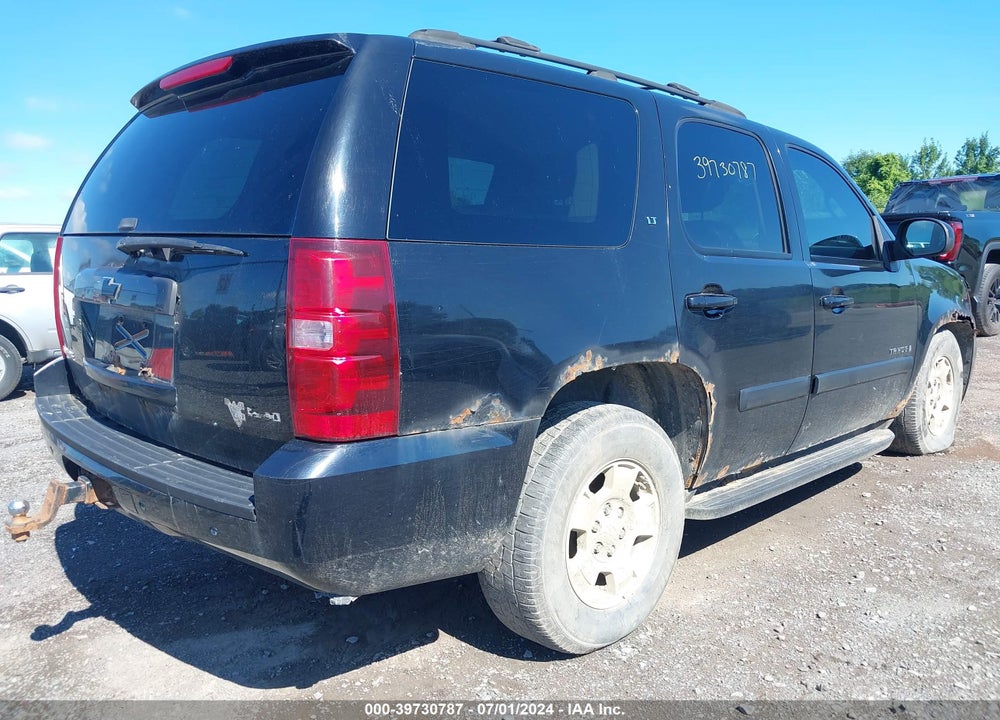 2007 CHEVROLET TAHOE LT VIN: 1GNFK13057J269290