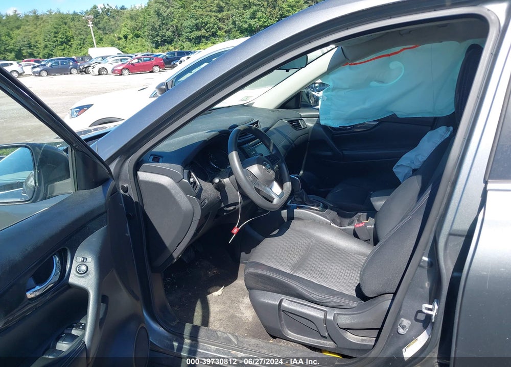 2017 NISSAN ROGUE S VIN: JN8AT2MV8HW002640
