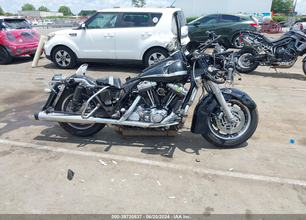2005 HARLEY-DAVIDSON FLTRI VIN: 1HD1FSW165Y611883
