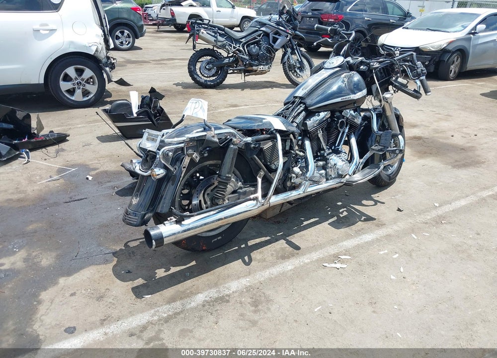 2005 HARLEY-DAVIDSON FLTRI VIN: 1HD1FSW165Y611883