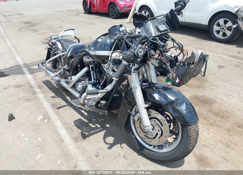 2005 HARLEY-DAVIDSON FLTRI VIN: 1HD1FSW165Y611883