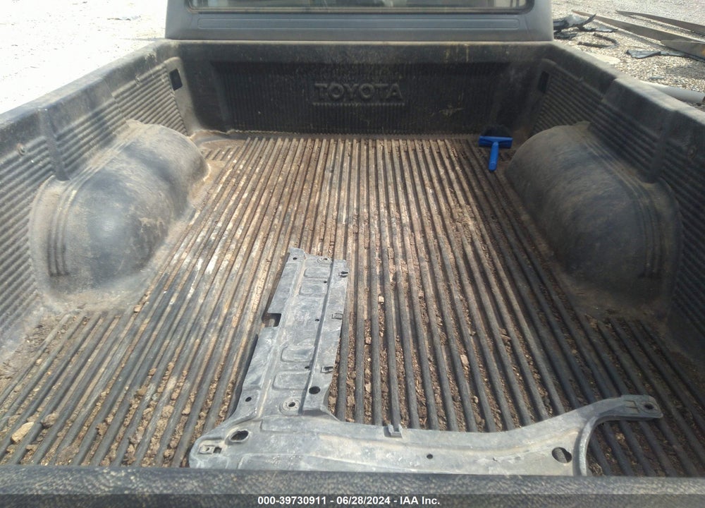 1994 TOYOTA PICKUP 1/2 TON SHORT WHLBASE STB VIN: 4TARN81AXRZ283204