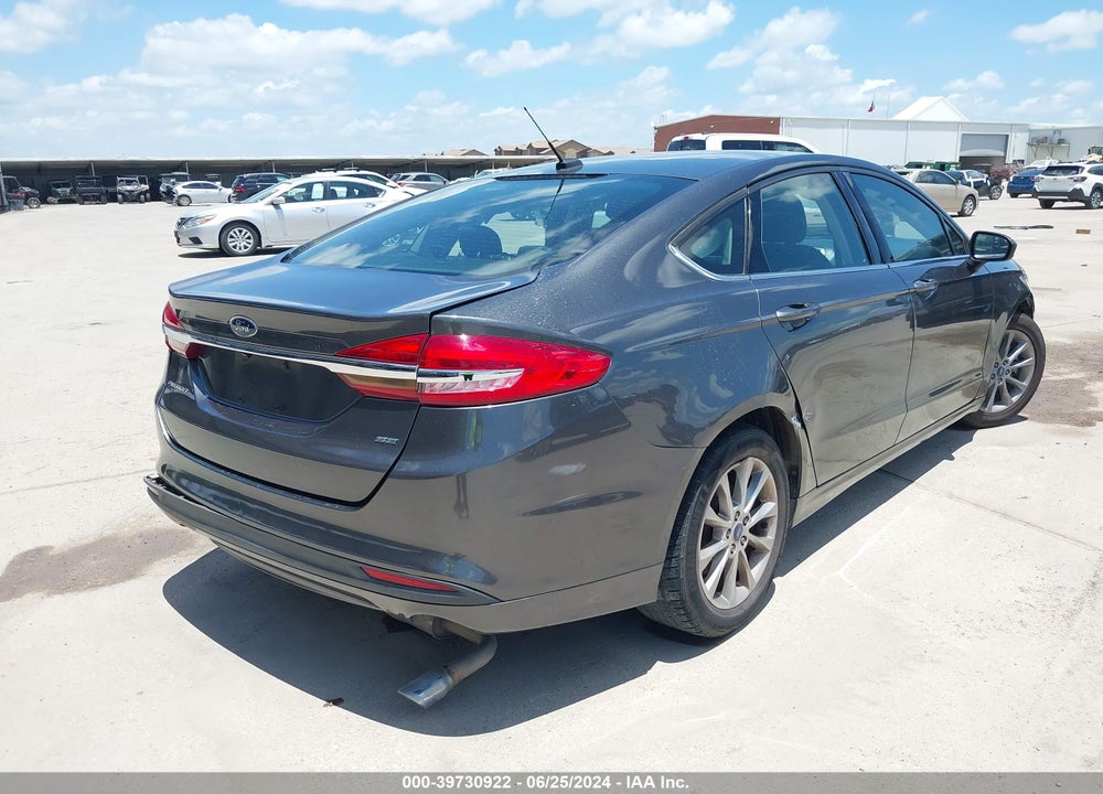 2017 FORD FUSION SE VIN: 3FA6P0H70HR319388