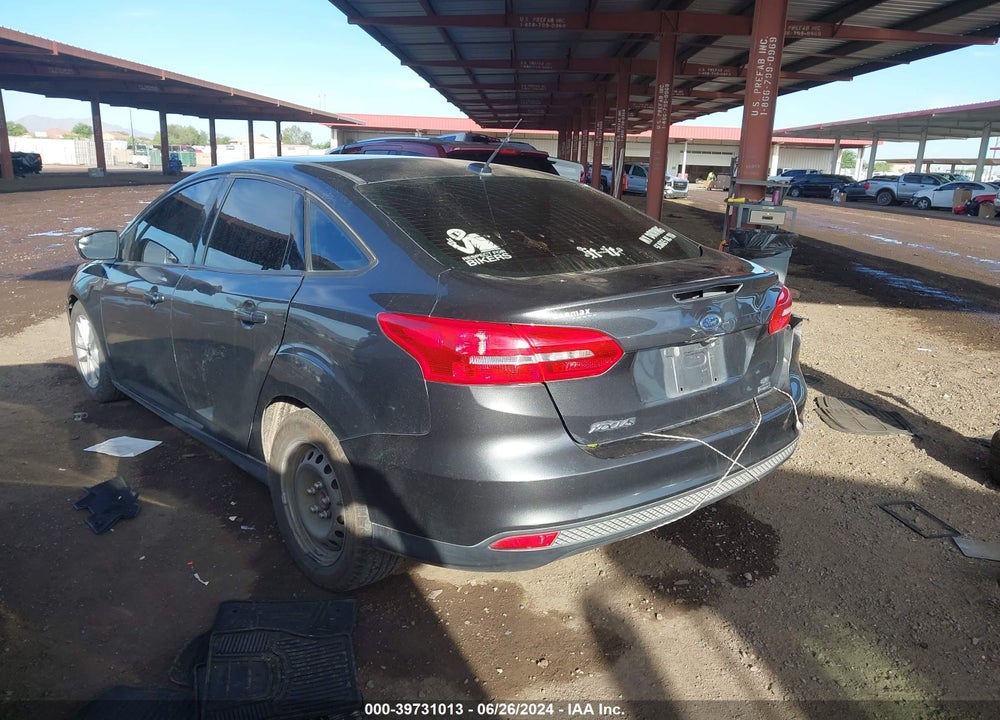 2018 FORD FOCUS SE VIN: 1FADP3FEXJL293185