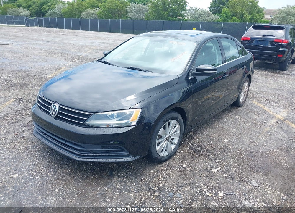 2015 VOLKSWAGEN JETTA 1.8T SE VIN: 3VWD17AJ2FM264418