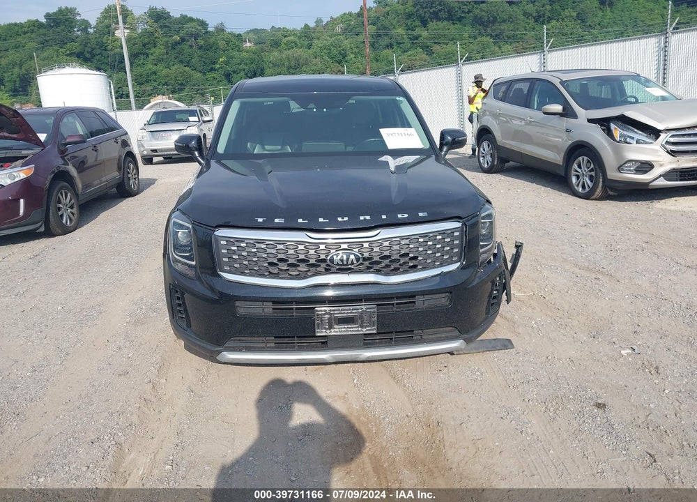 2021 KIA TELLURIDE LX VIN: 5XYP2DHC6MG167820