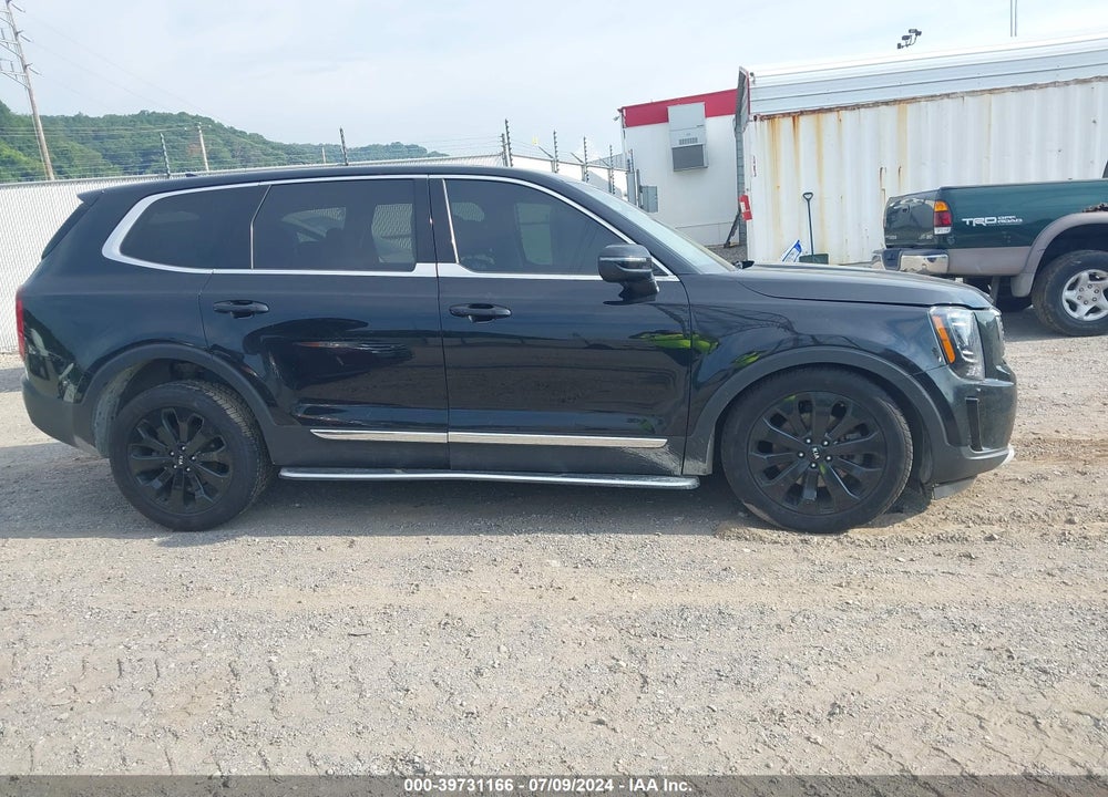 2021 KIA TELLURIDE LX VIN: 5XYP2DHC6MG167820