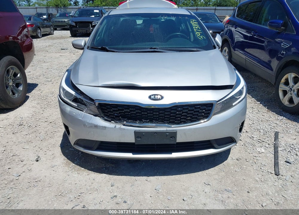 2018 KIA FORTE LX VIN: 3KPFL4A73JE197016