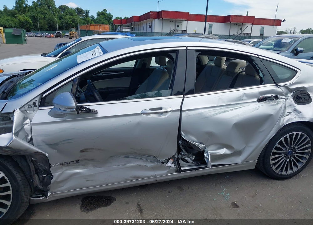 2018 FORD FUSION HYBRID TITANIUM VIN: 3FA6P0RU2JR127982