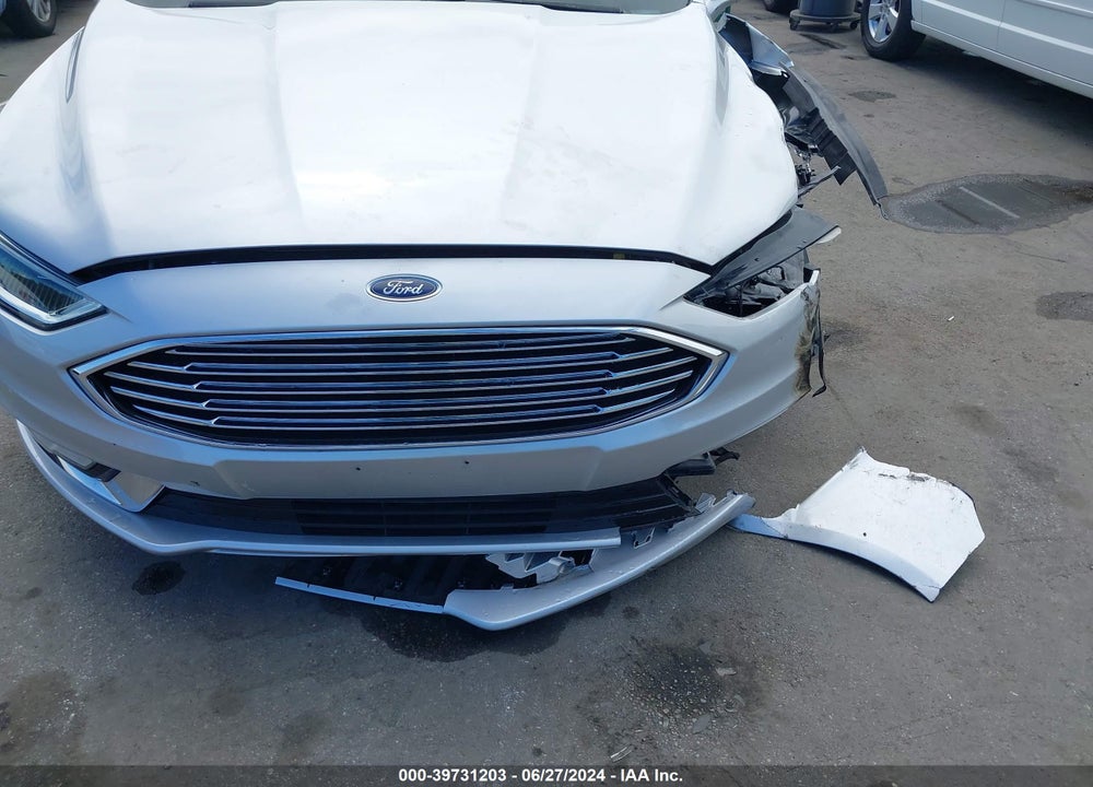 2018 FORD FUSION HYBRID TITANIUM VIN: 3FA6P0RU2JR127982