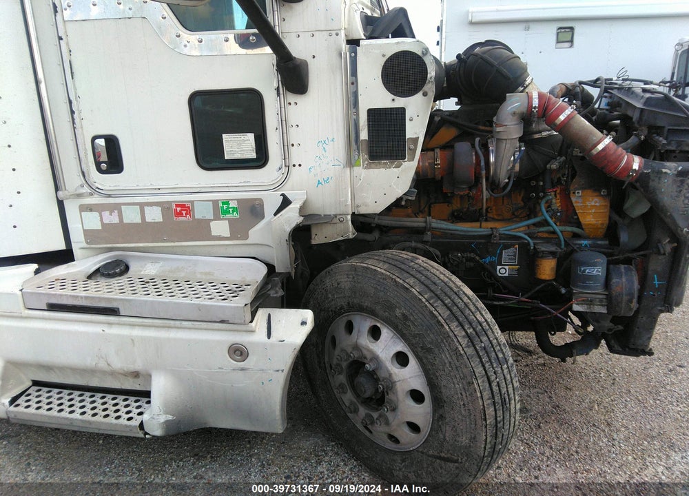 2007 KENWORTH CONSTRUCTION T600 VIN: 1XKADB9X07J142085