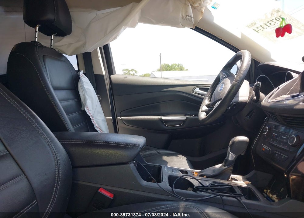 2017 FORD ESCAPE TITANIUM VIN: 1FMCU9J95HUC71607