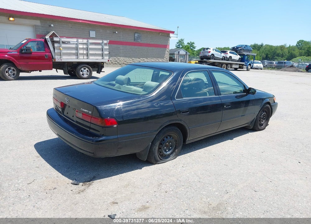 1999 TOYOTA CAMRY LE VIN: 4T1BG22K7XU457255