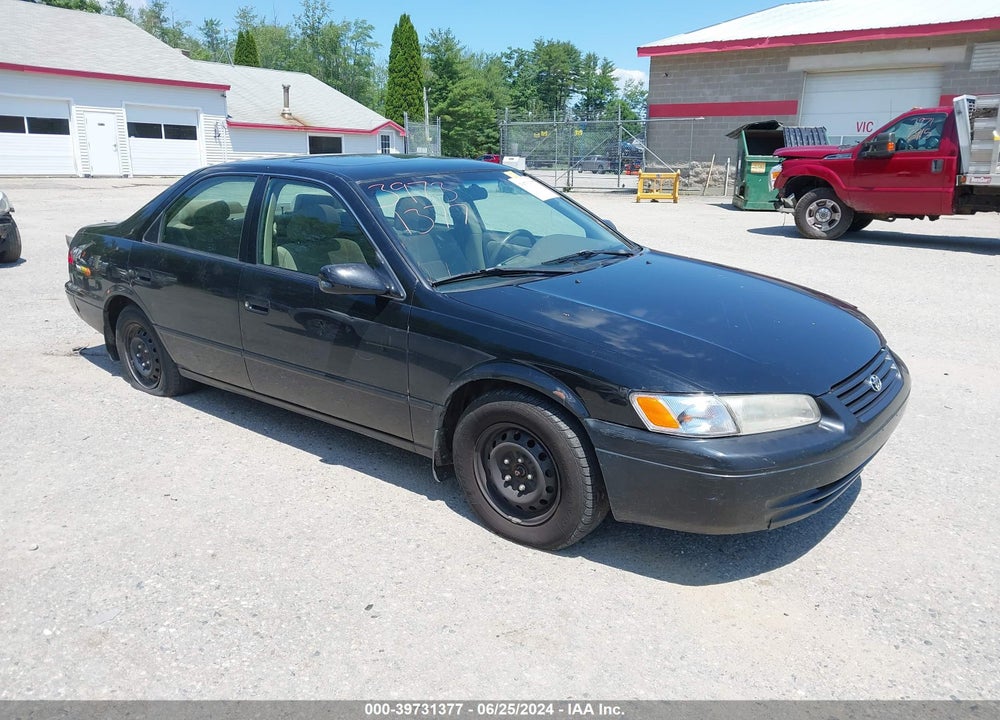 1999 TOYOTA CAMRY LE VIN: 4T1BG22K7XU457255