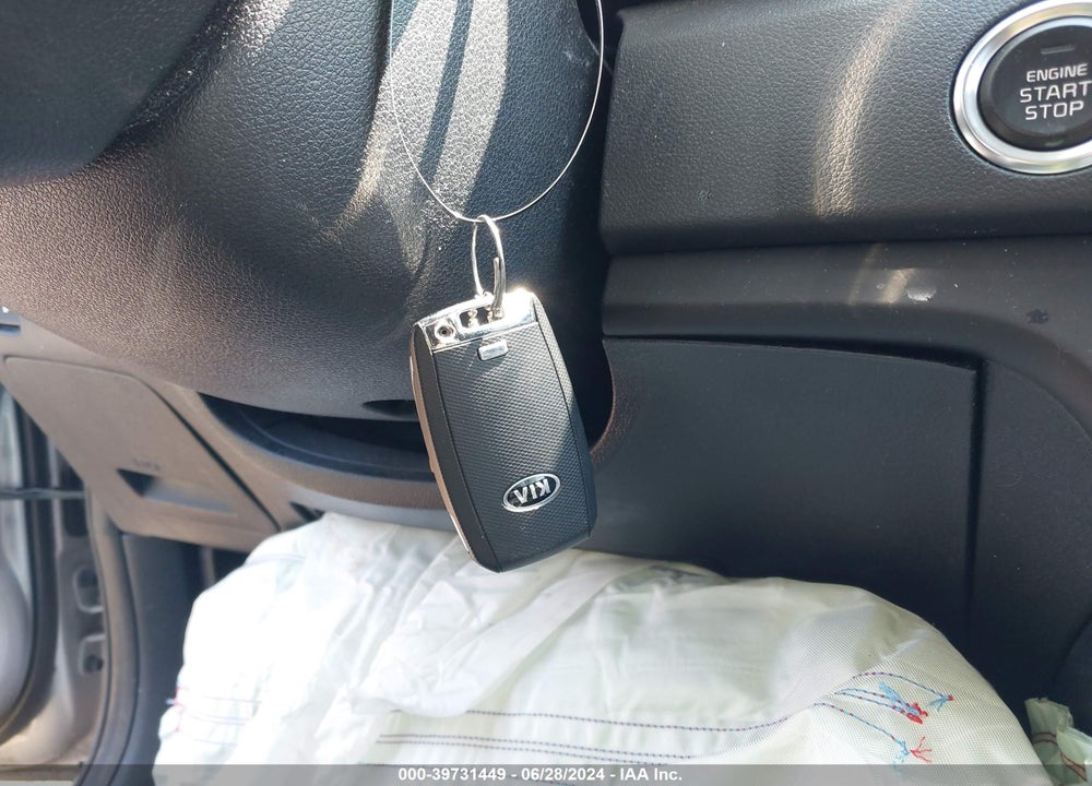 2019 KIA NIRO LX VIN: KNDCB3LC5K5322685