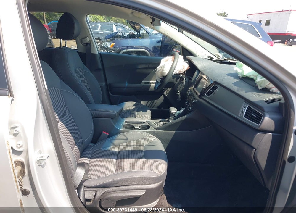 2019 KIA NIRO LX VIN: KNDCB3LC5K5322685