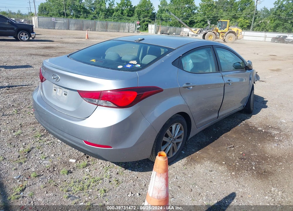 2016 HYUNDAI ELANTRA SE VIN: 5NPDH4AE3GH725374
