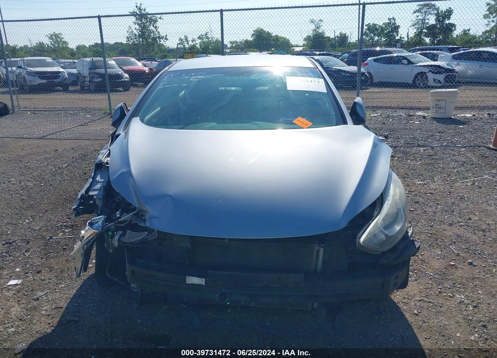 2016 HYUNDAI ELANTRA SE VIN: 5NPDH4AE3GH725374