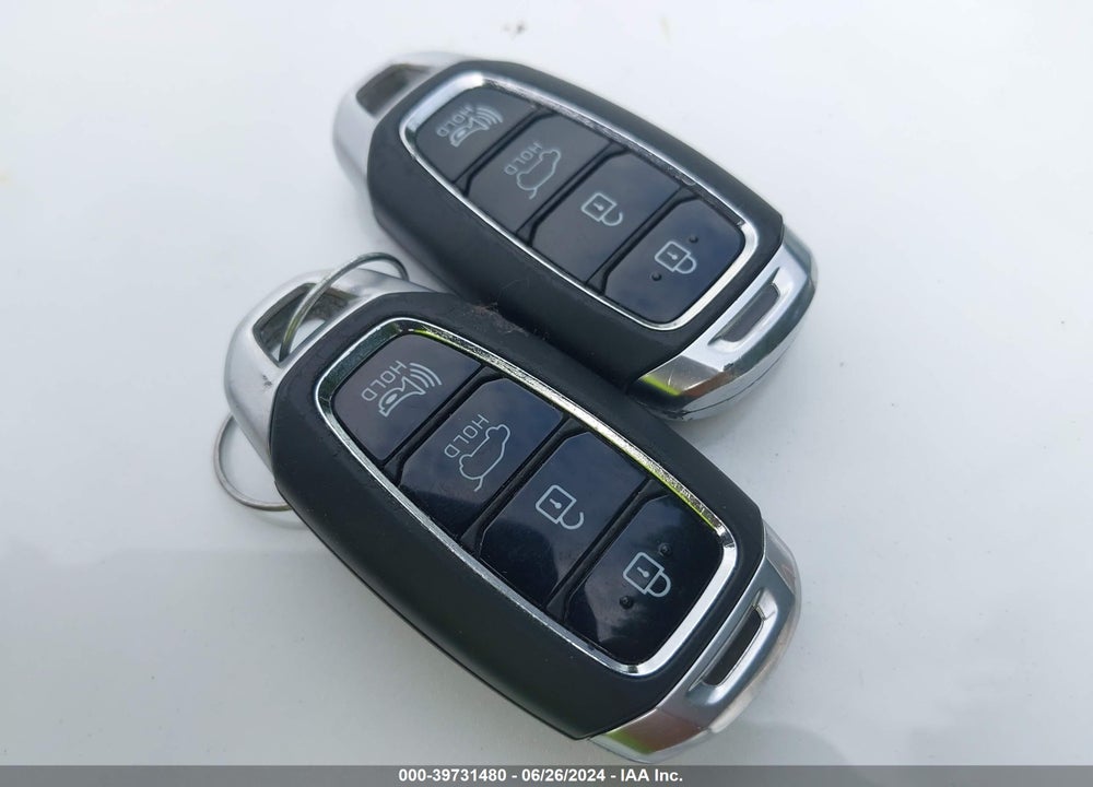 2020 HYUNDAI SANTA FE SEL VIN: 5NMS33AD4LH162740