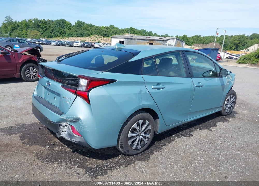 2022 TOYOTA PRIUS XLE AWD-E VIN: JTDL9MFU8N3036612