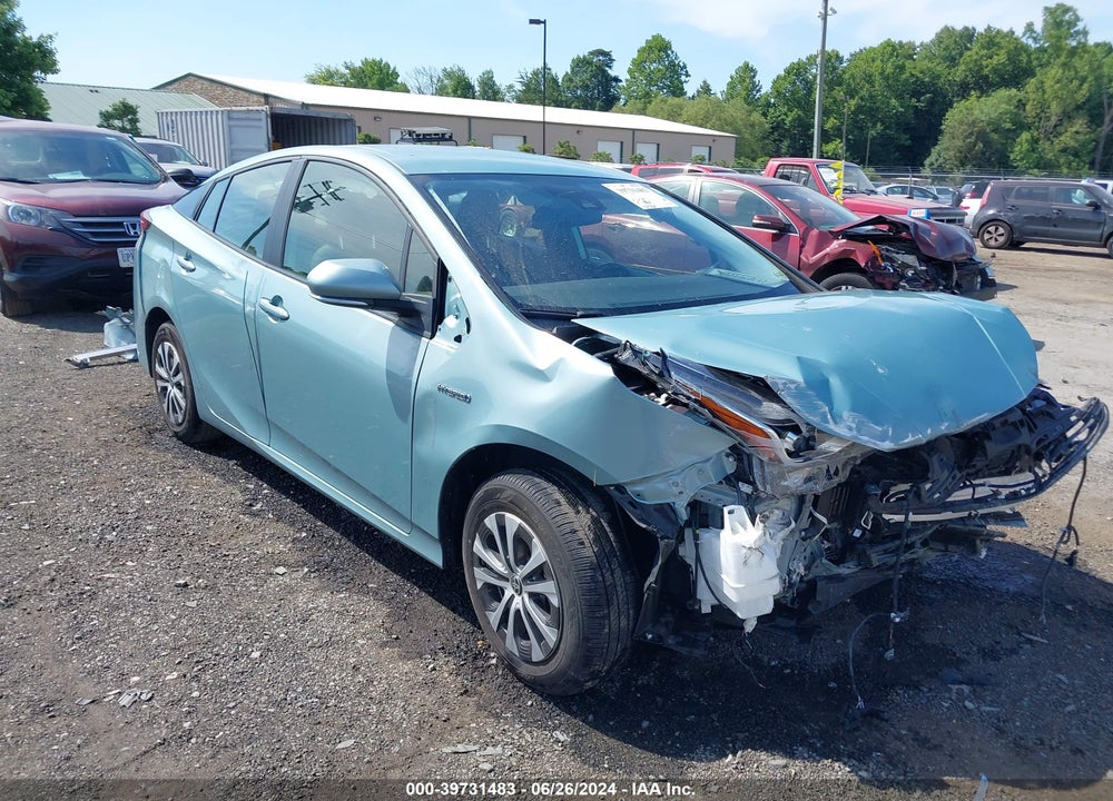 2022 TOYOTA PRIUS XLE AWD-E VIN: JTDL9MFU8N3036612