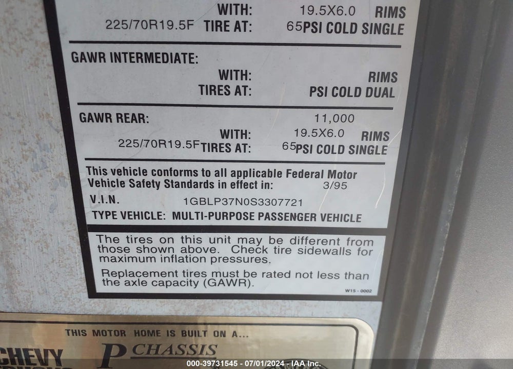1995 CHEVROLET P30 VIN: 1GBLP37N0S3307721
