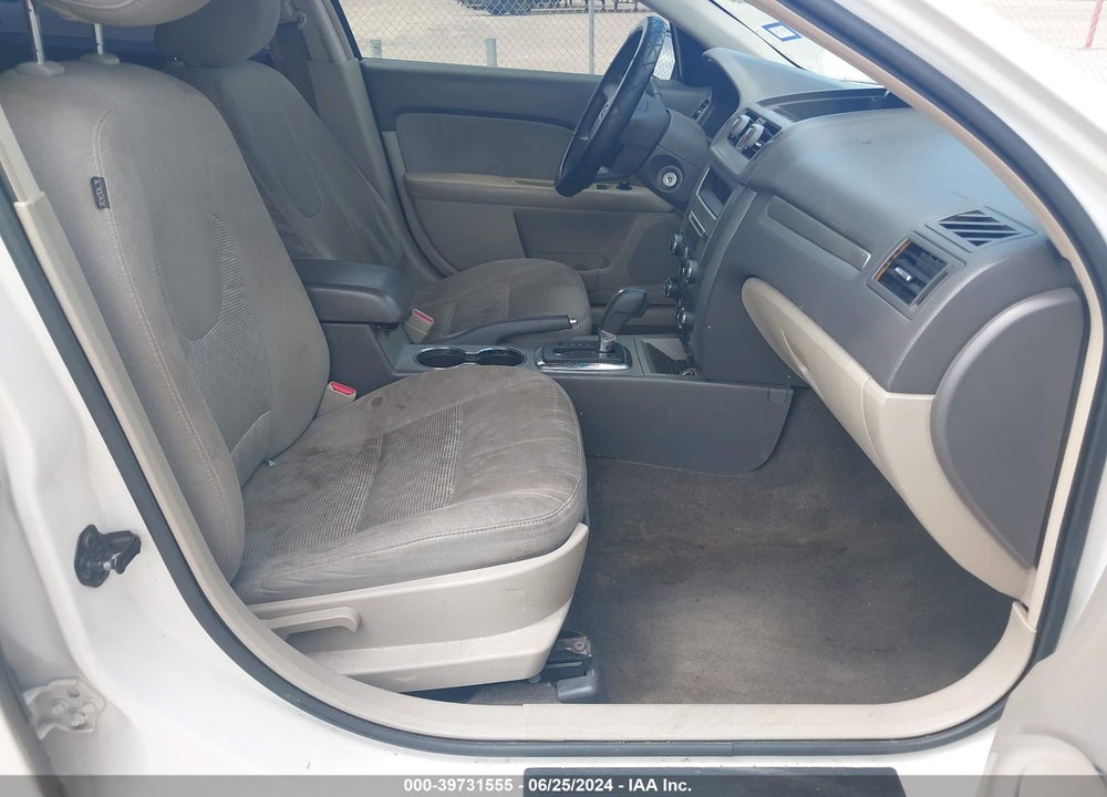 2011 FORD FUSION SE VIN: 3FAHP0HA9BR118035