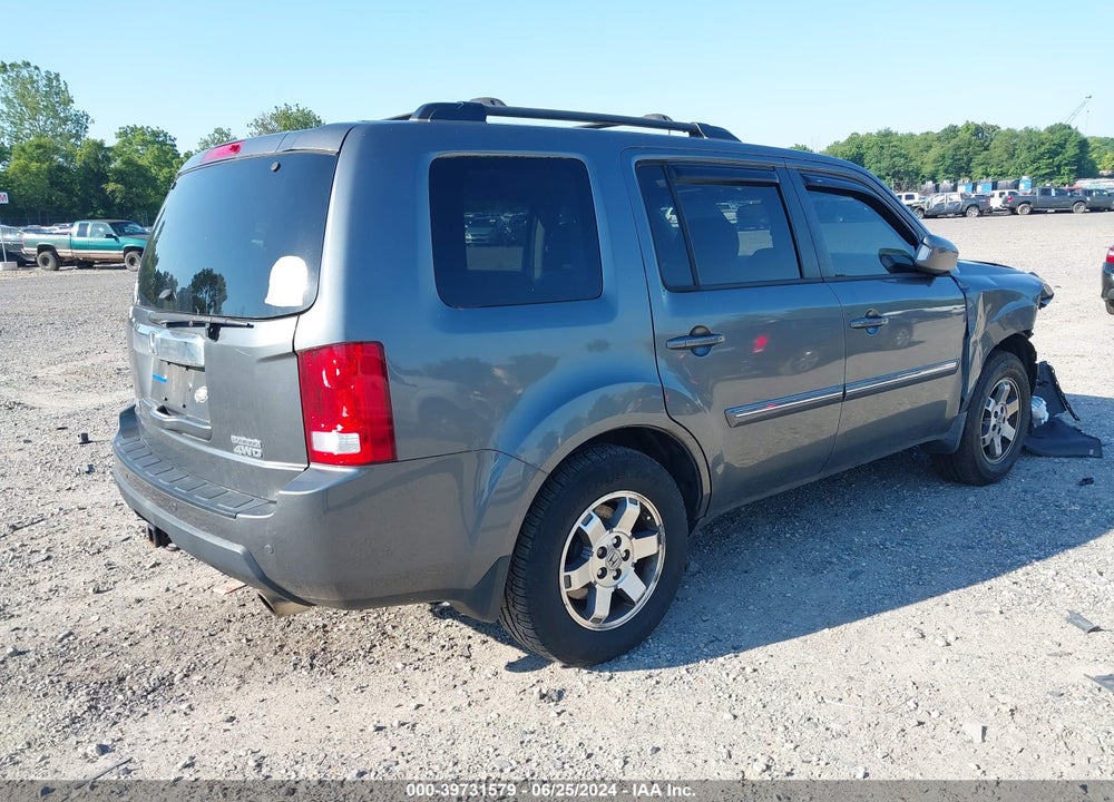 2011 HONDA PILOT TOURING VIN: 5FNYF4H98BB092569