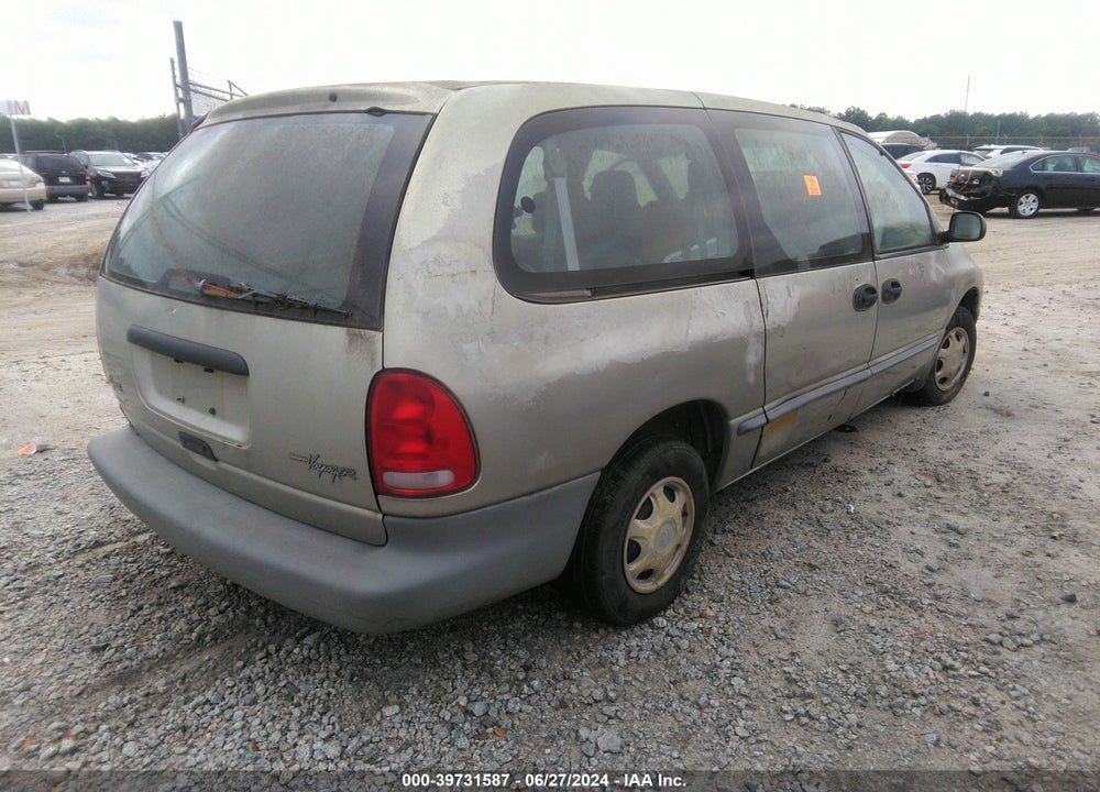 1999 PLYMOUTH GRAND VOYAGER VIN: 2P4GP24G2XR194524