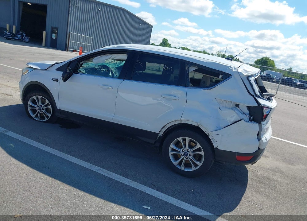 2017 FORD ESCAPE SE VIN: 1FMCU9GD7HUA11091