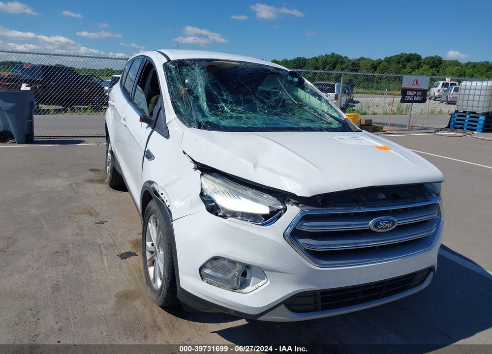 2017 FORD ESCAPE SE VIN: 1FMCU9GD7HUA11091