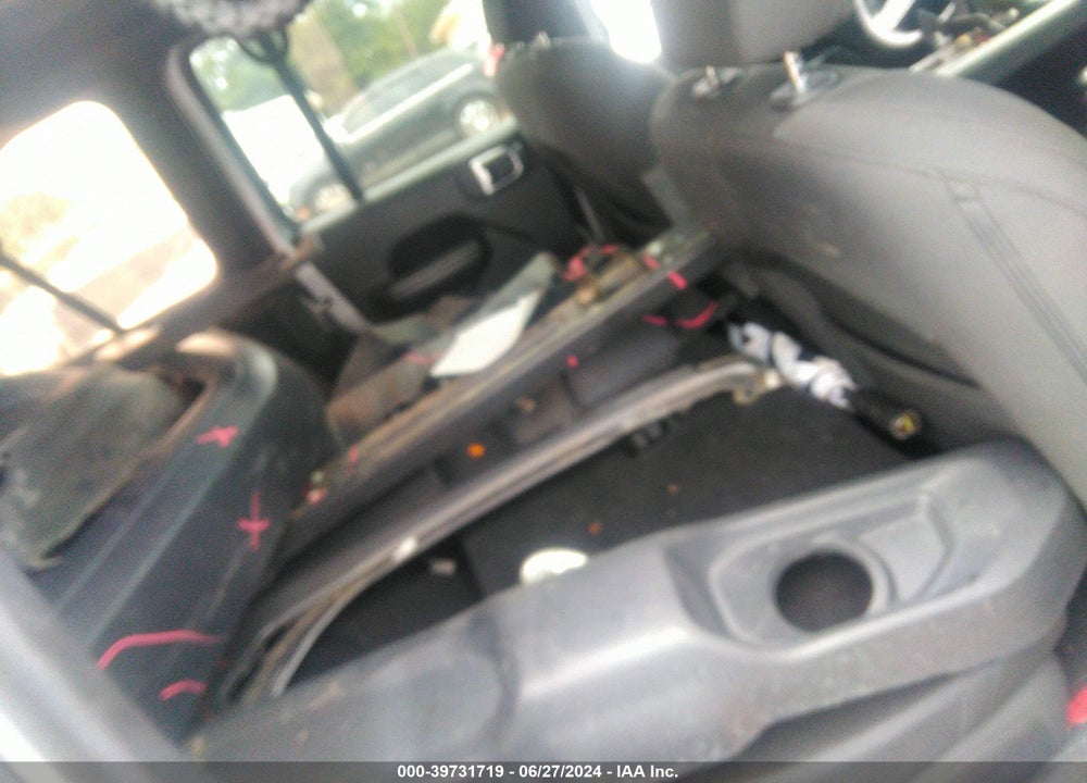 2018 JEEP WRANGLER UNLIMITED SPORT S 4X4 VIN: 1C4HJXDGXJW173698