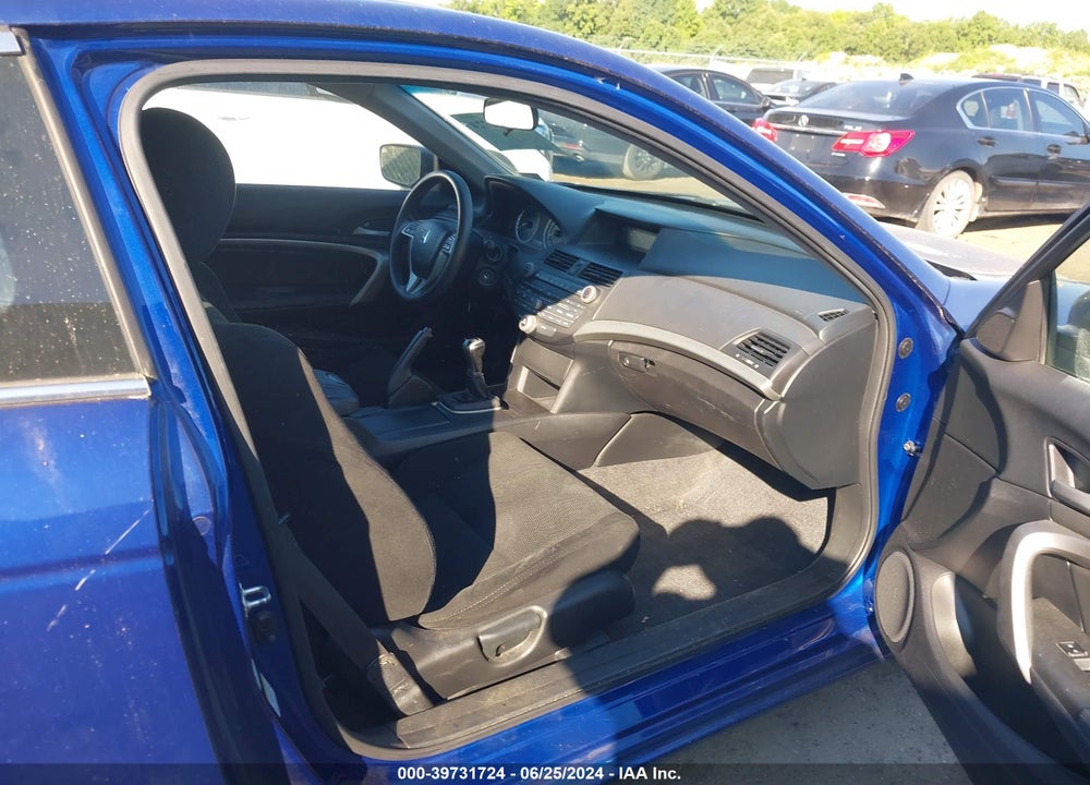 2010 HONDA ACCORD 2.4 EX VIN: 1HGCS1A77AA005086