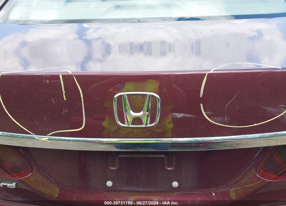 2017 HONDA ACCORD EX-L VIN: 1HGCR2F85HA105622