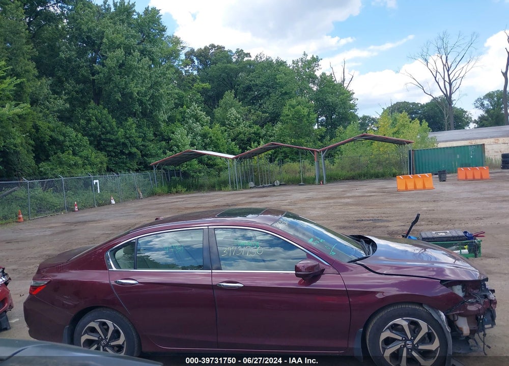 2017 HONDA ACCORD EX-L VIN: 1HGCR2F85HA105622