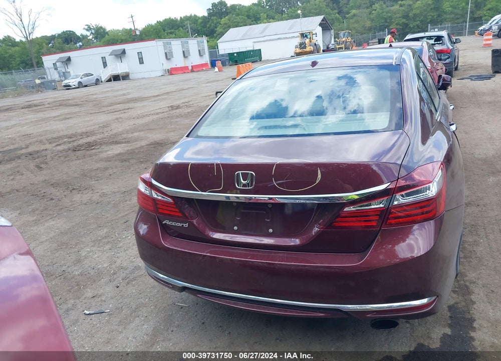 2017 HONDA ACCORD EX-L VIN: 1HGCR2F85HA105622