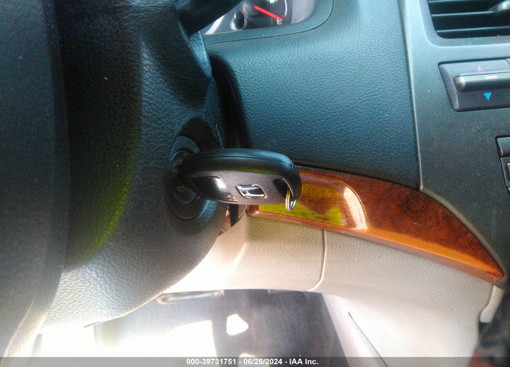 2012 HONDA ACCORD 2.4 EX-L VIN: 1HGCP2F83CA153747