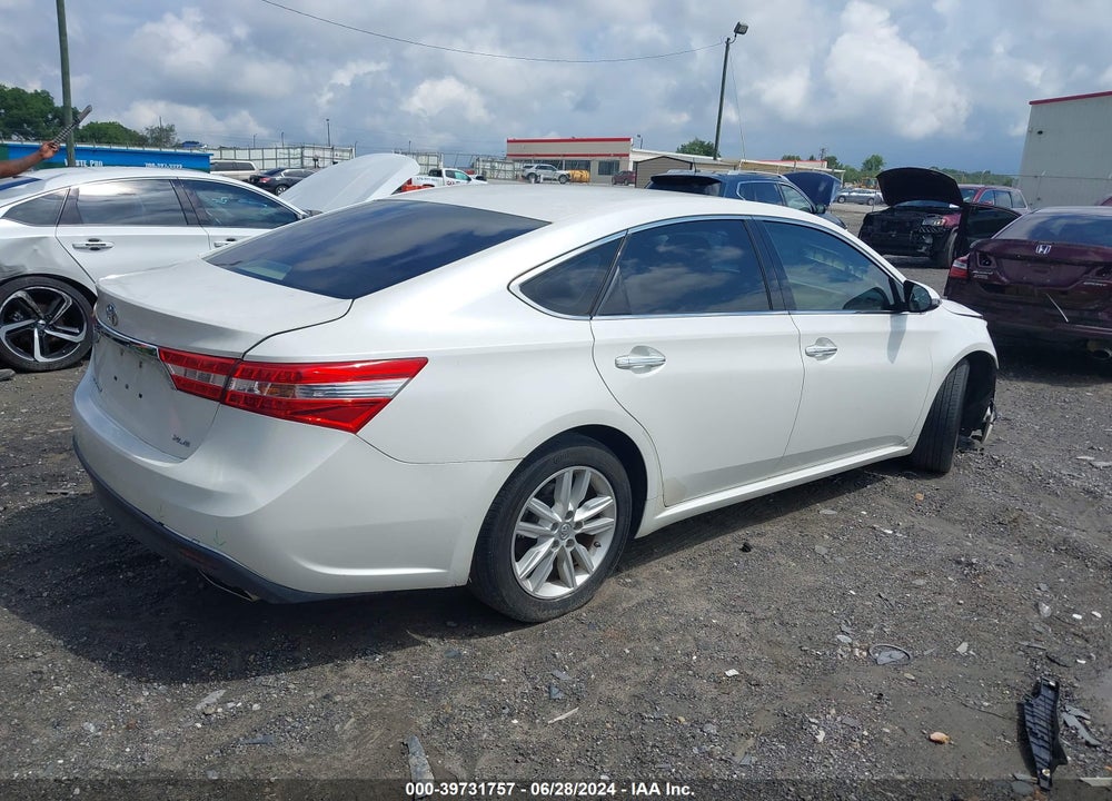 2014 TOYOTA AVALON XLE VIN: 4T1BK1EB4EU078070