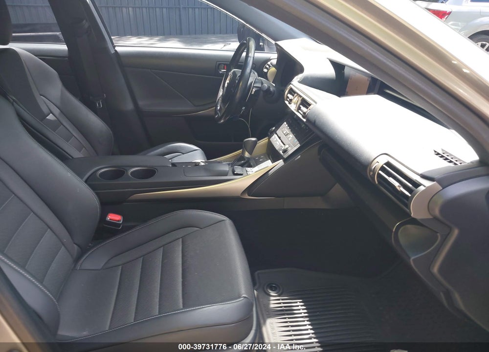 2016 LEXUS IS 350 VIN: JTHCE1D20G5011236