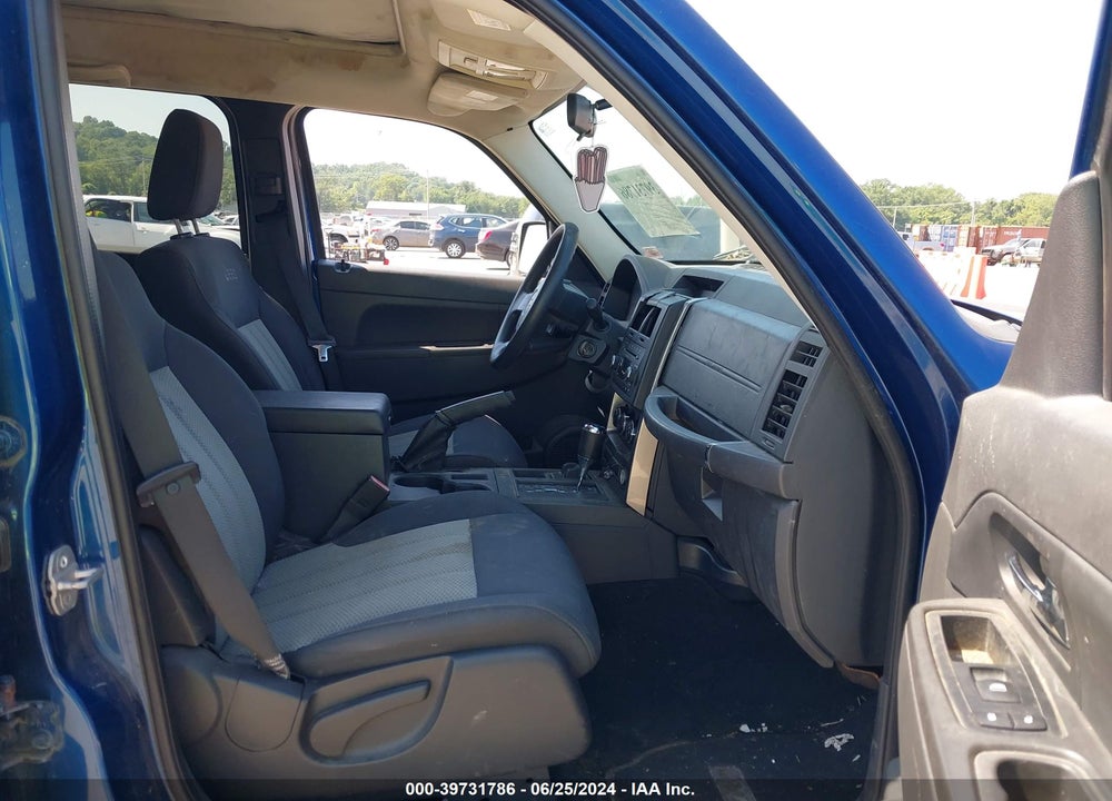 2009 JEEP LIBERTY SPORT VIN: 1J8GN28K09W508201